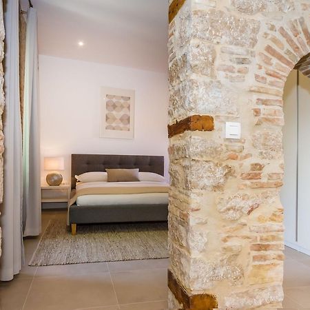 Kostela Luxury Suite By Belmont Realty Zára Kültér fotó
