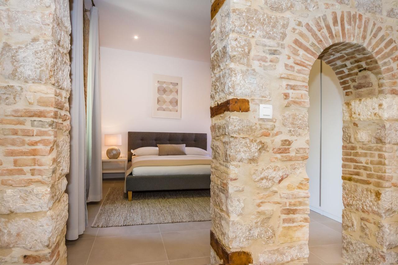Kostela Luxury Suite By Belmont Realty Zára Kültér fotó